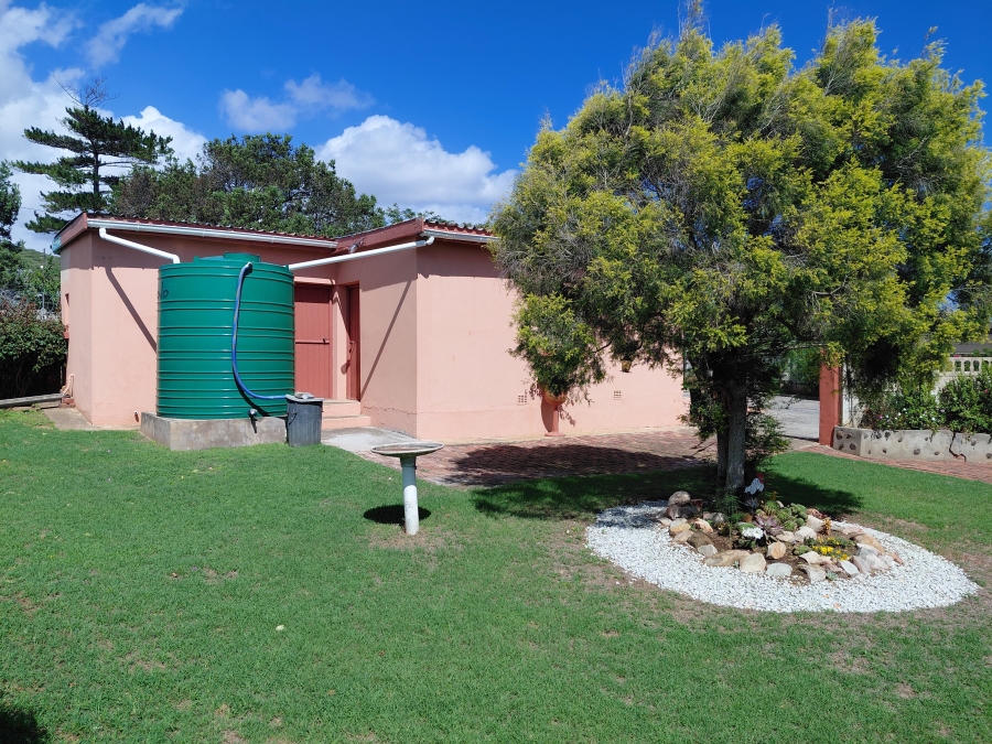 4 Bedroom Property for Sale in Bothasrus Eastern Cape